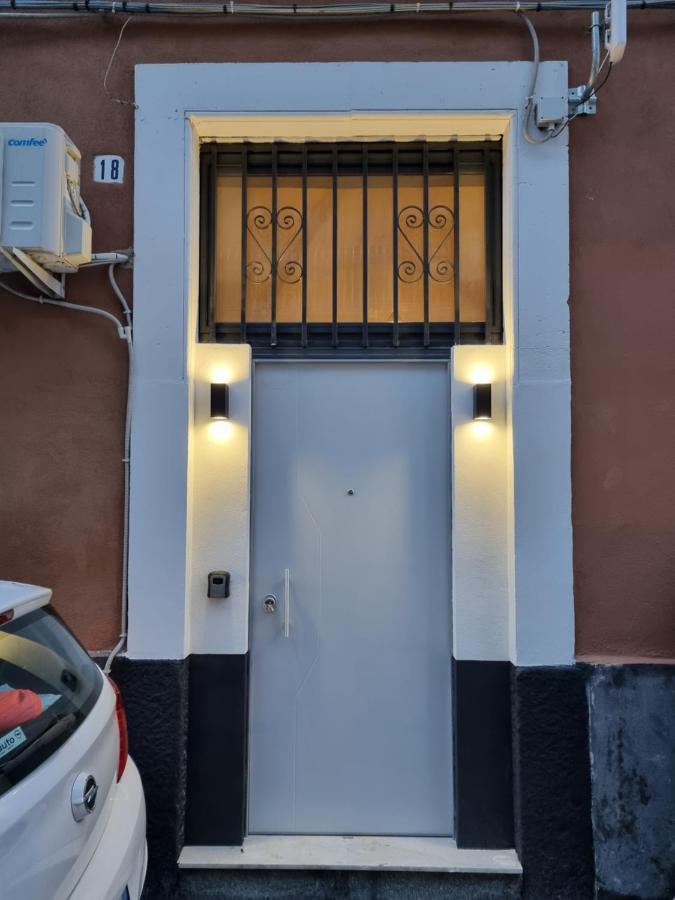 Il Vicolo Home Catania Bagian luar foto