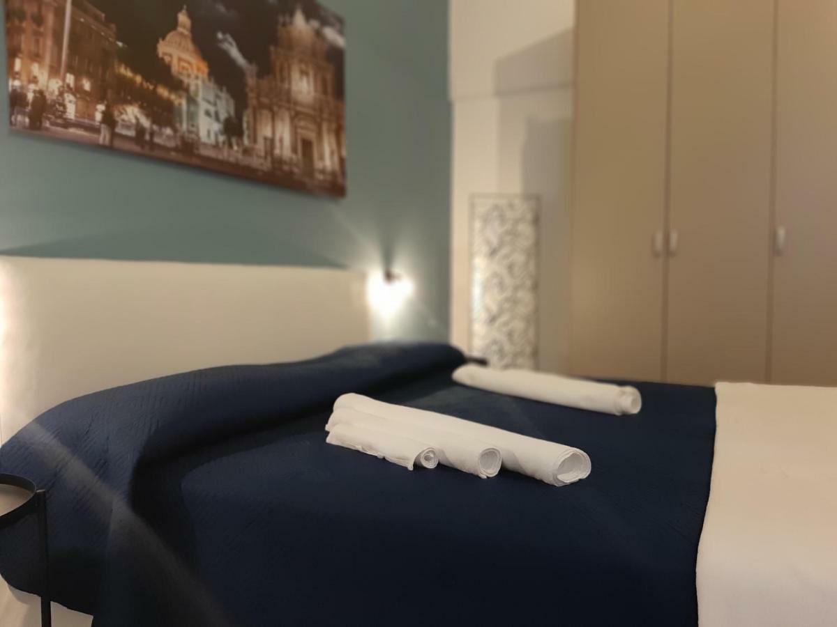 Il Vicolo Home Catania Bagian luar foto